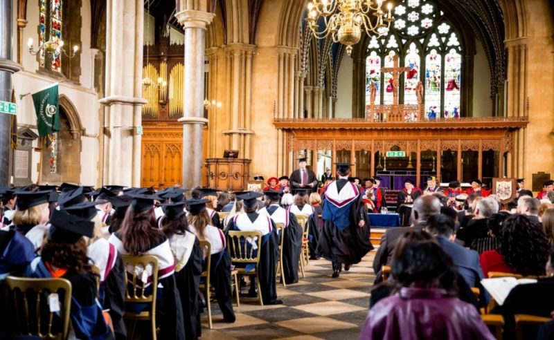 học bổng sinh viên quốc tế