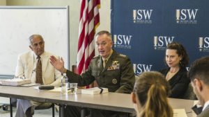 den-my-voi-chuong-trinh-trao-doi-hertog-foundation-war-studies-program-tai-tro