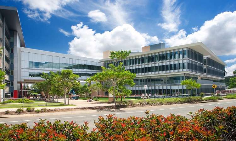 dai-hoc-southern-queensland-uc-hoc-bong-toan-phan-bac-tien-si-2020