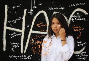 nu-sinh-ams-nhan-hoc-bong-7-ty-dong-vao-dai-hoc-gs-ngo-bao-chau-dang-giang-day