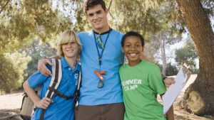 5-loai-chuong-trinh-lam-viec-mua-he-tot-nhat-danh-cho-sinh-vien-dai-hoc